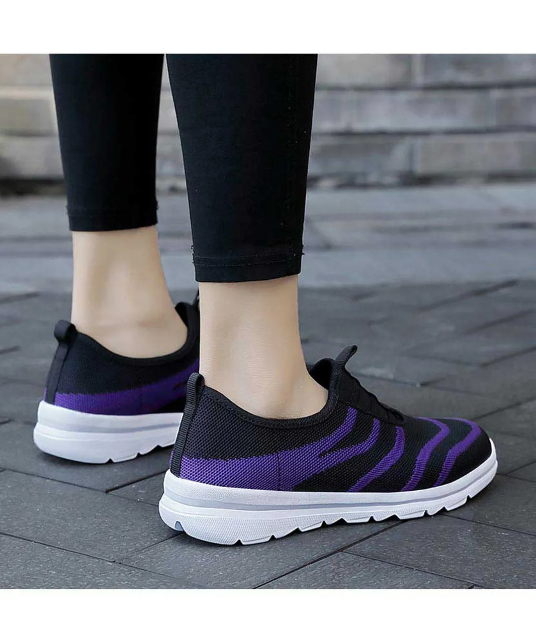 Black stripe pattern casual slip on shoe sneaker