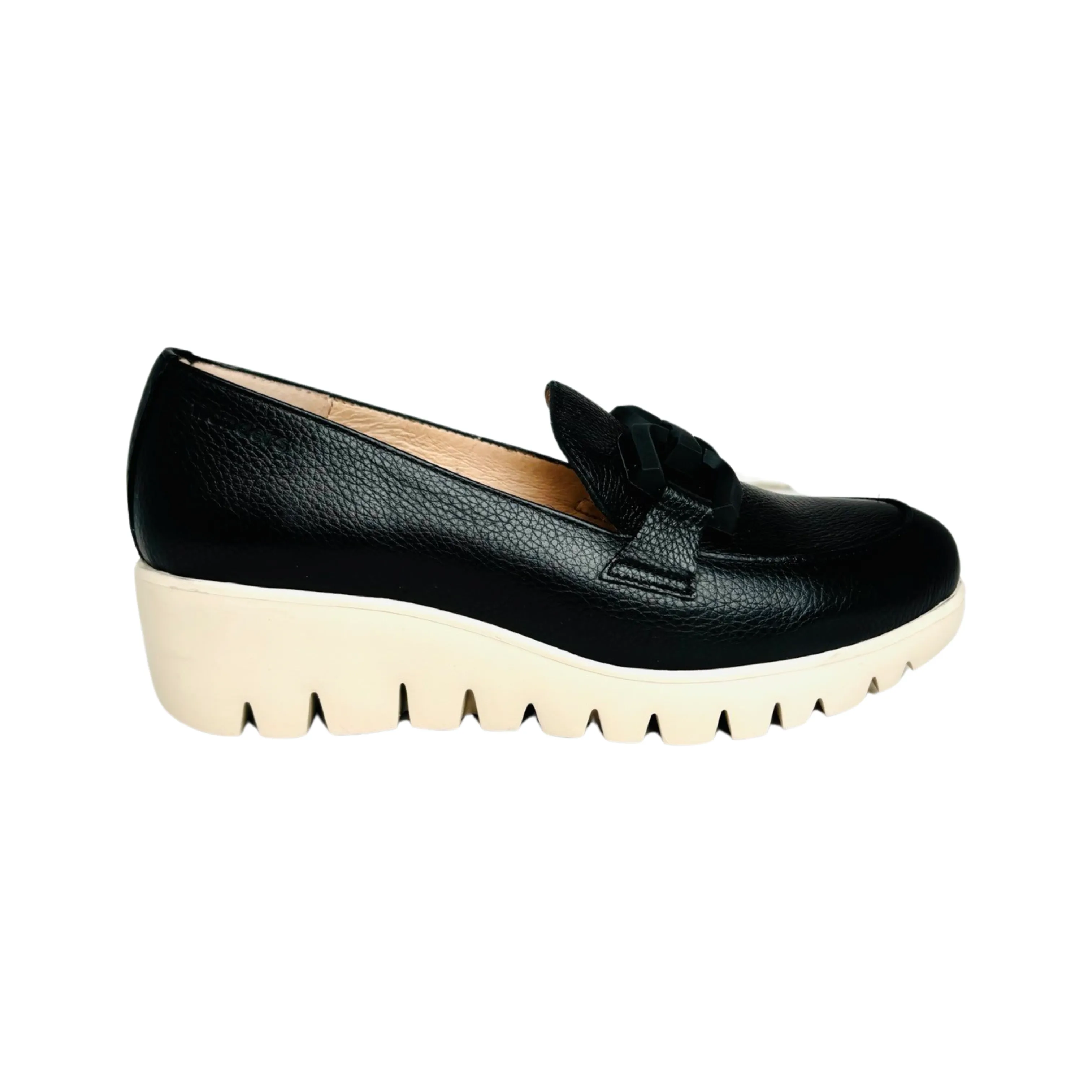 C33311 Black Platform Loafer