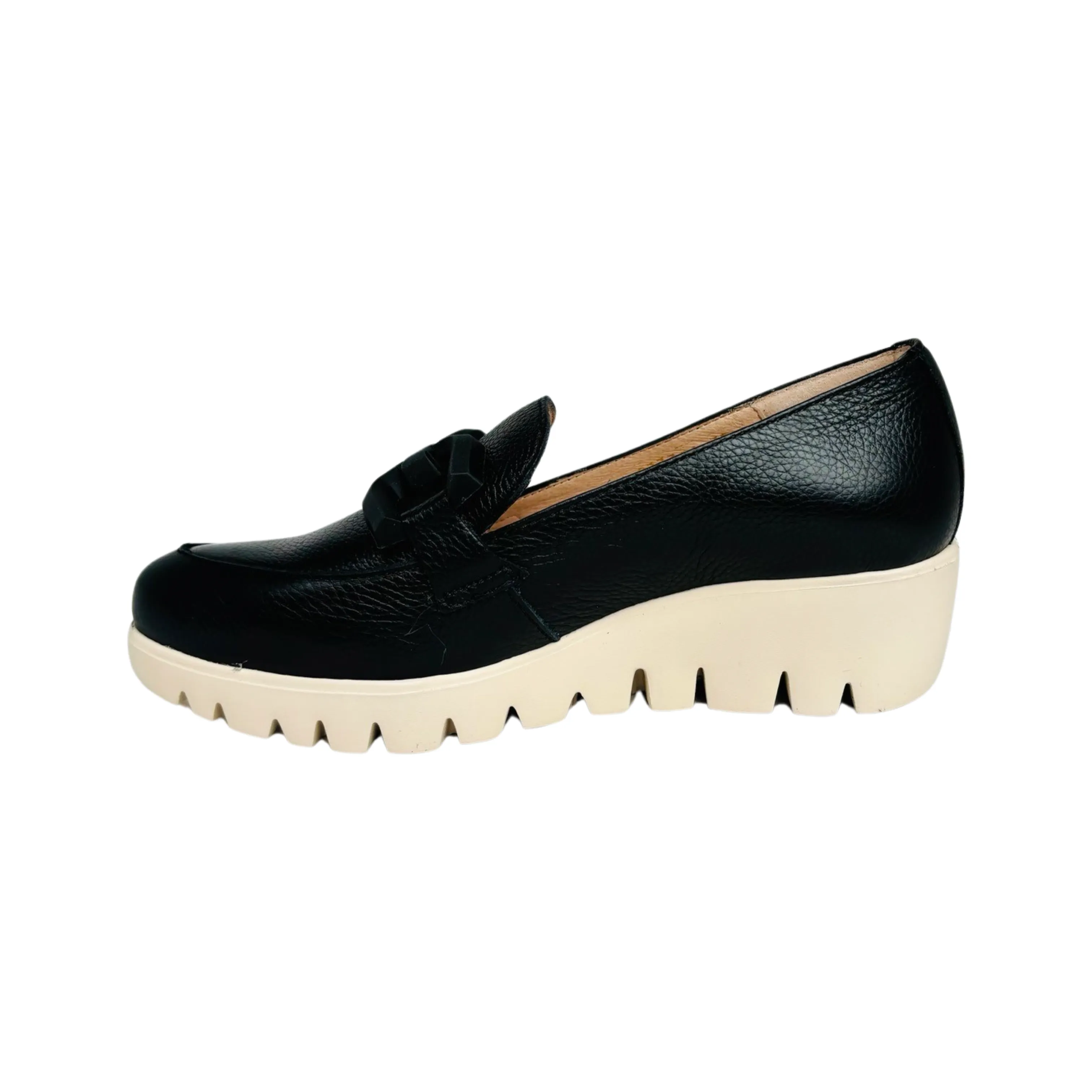 C33311 Black Platform Loafer