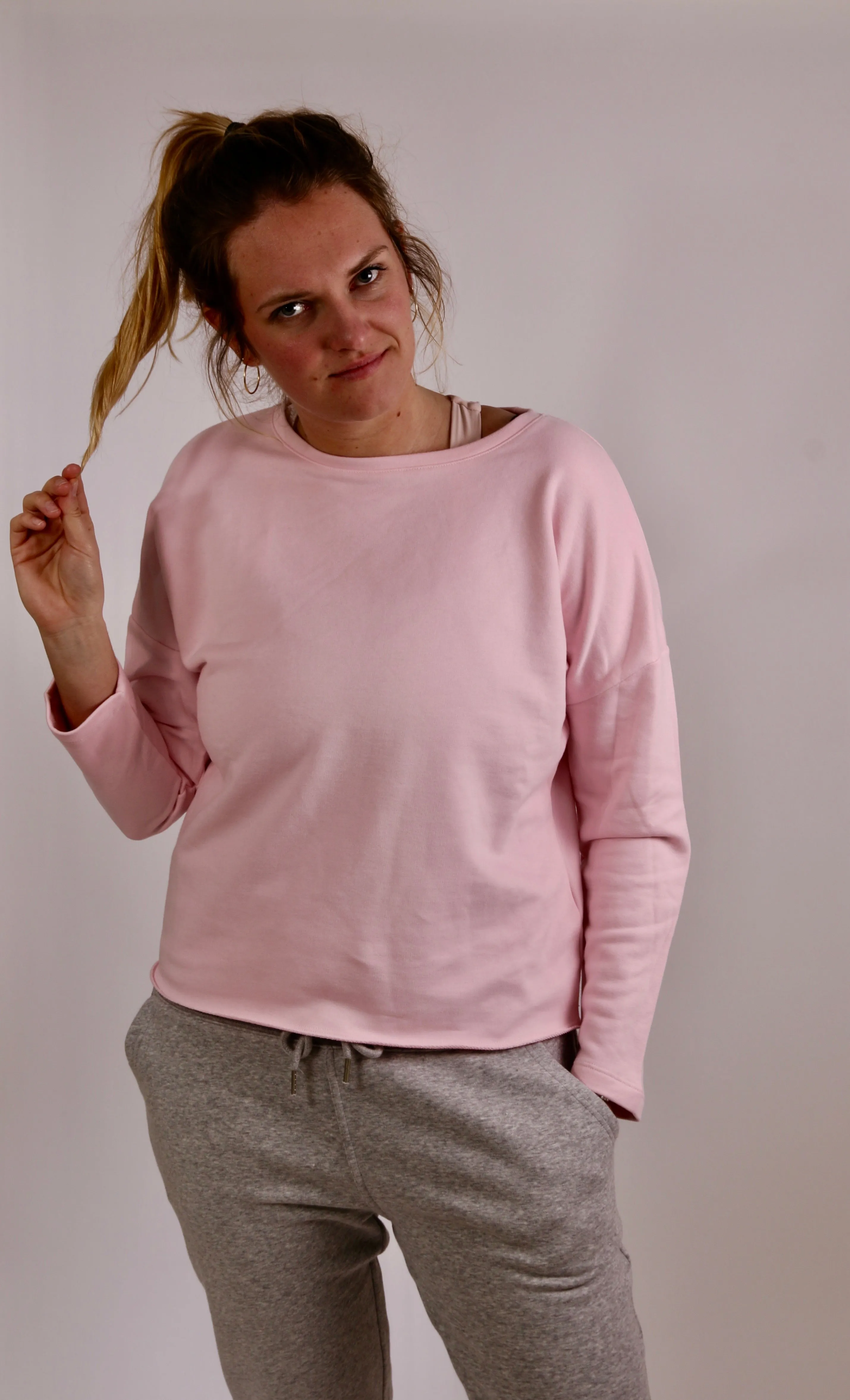 Chillax Sweater - Pink