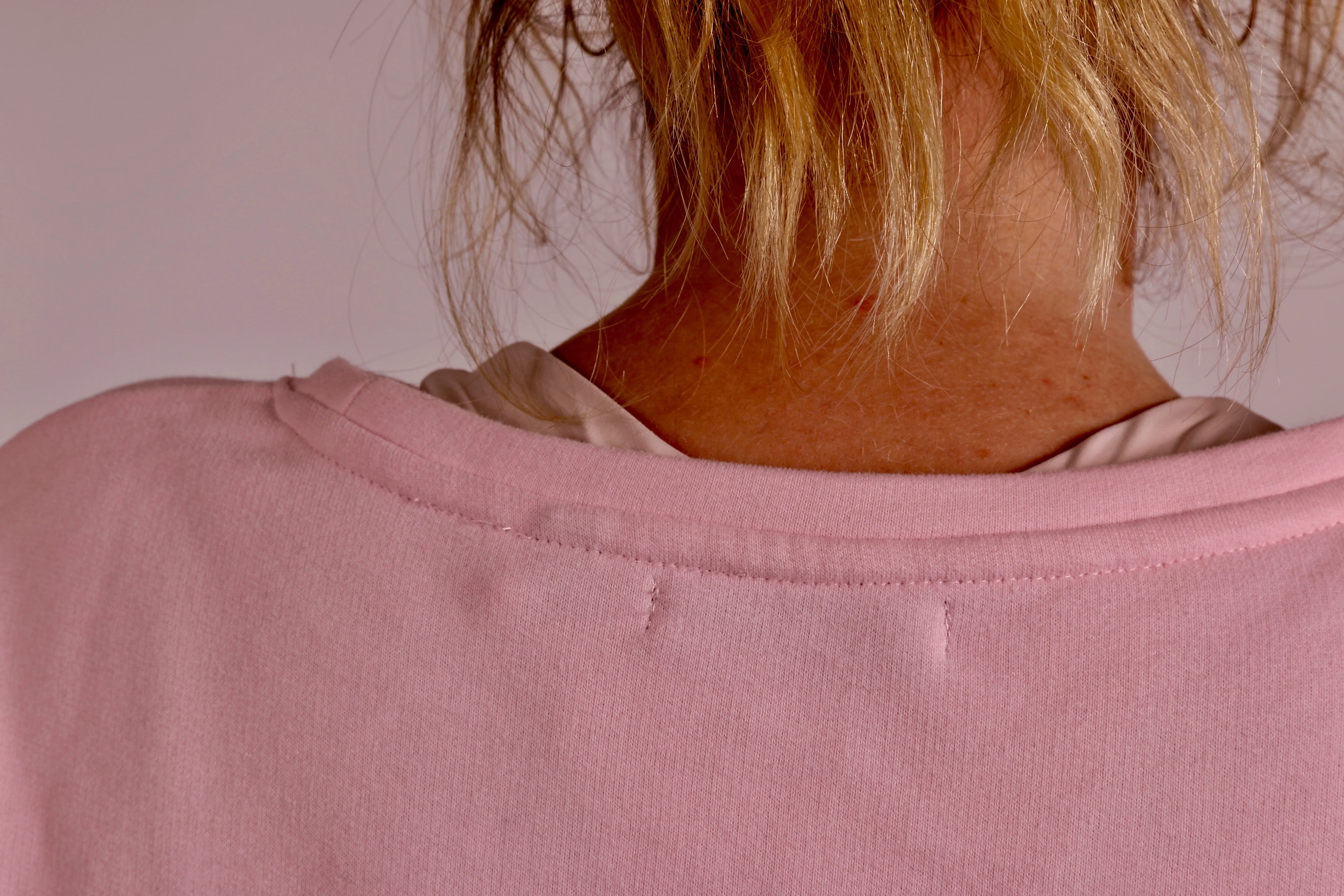 Chillax Sweater - Pink