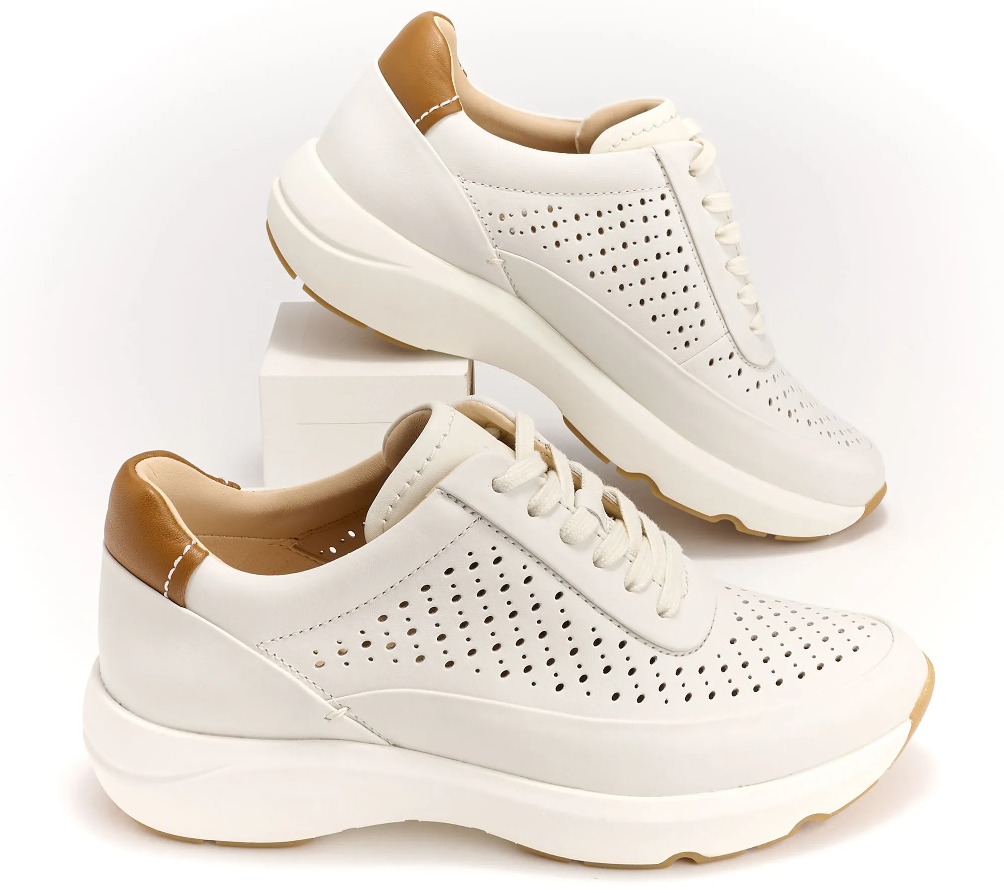 Clarks Artisan Leather Slip On Sneaker- Tivoli Grace