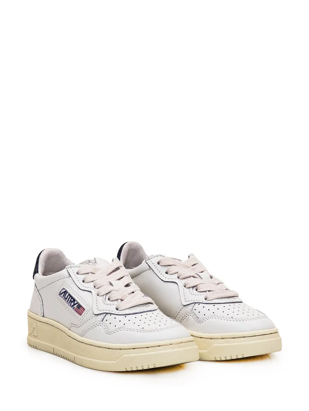 Medalist Low Sneaker