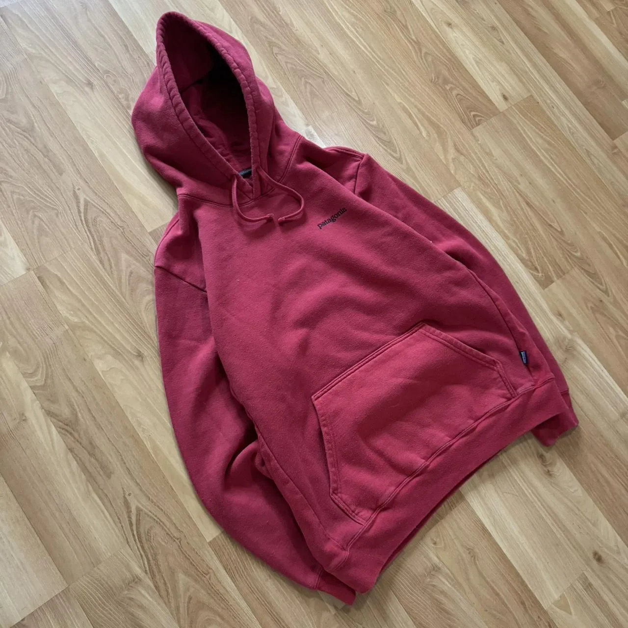 Patagonia Men's Red and Burgundy Hoodie