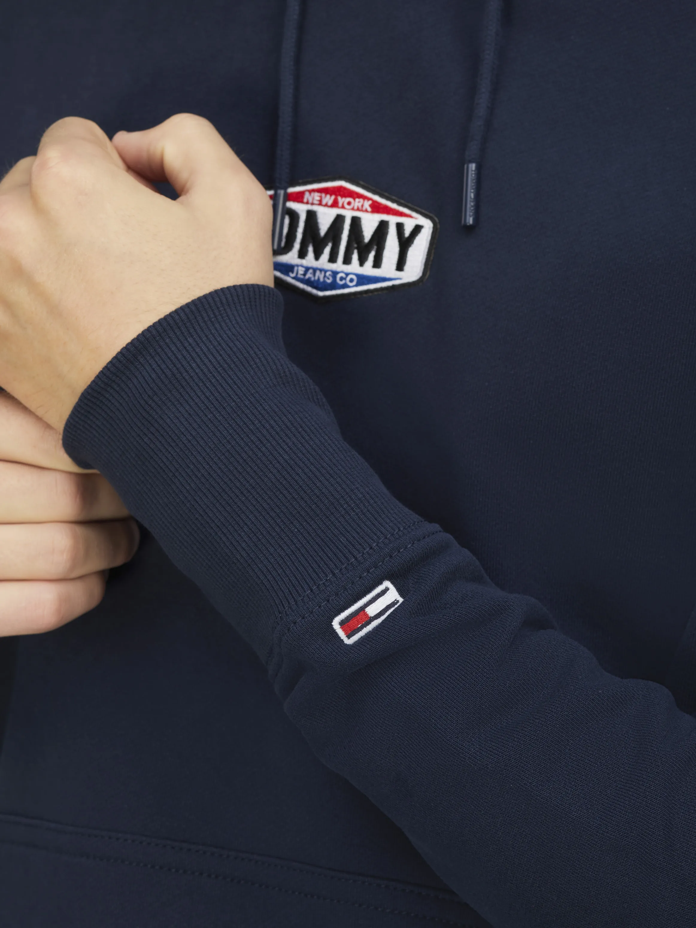 Patch Logo Hoodie | Sweatshirts & Hoodies | Tommy Hilfiger