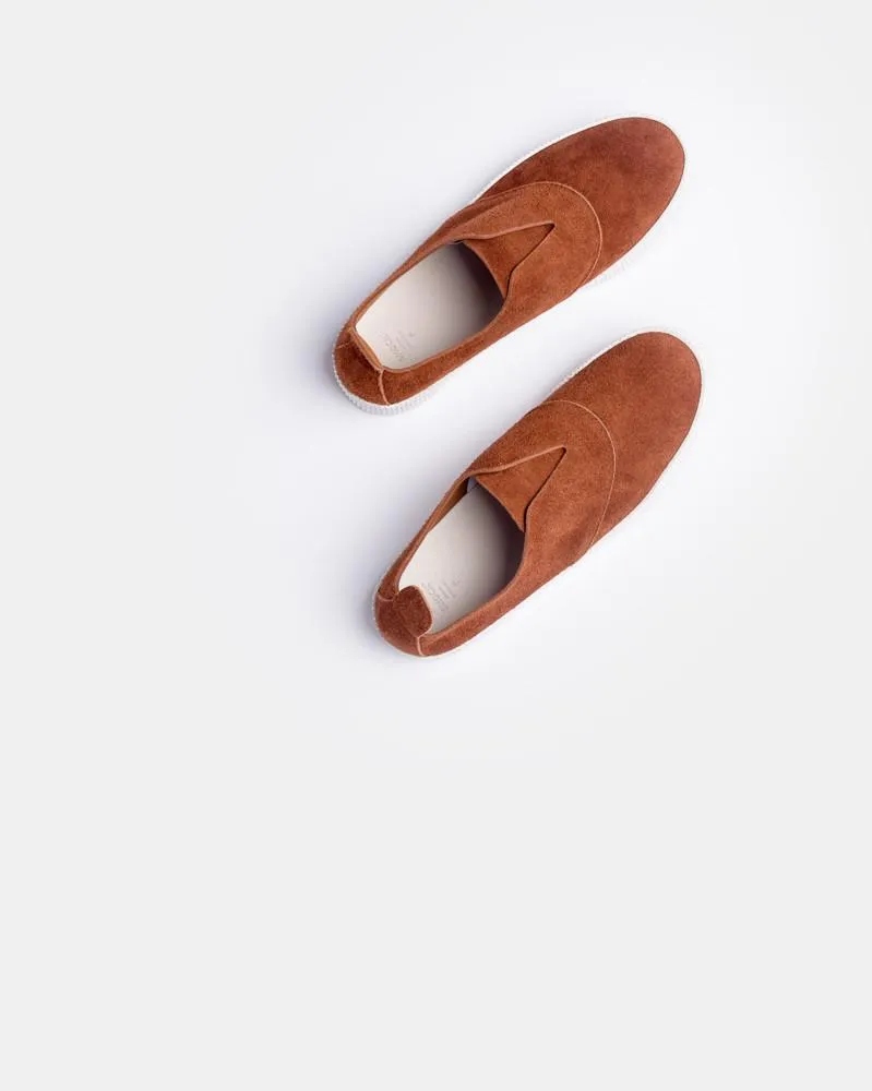 Slip On Sneaker in Tobacco