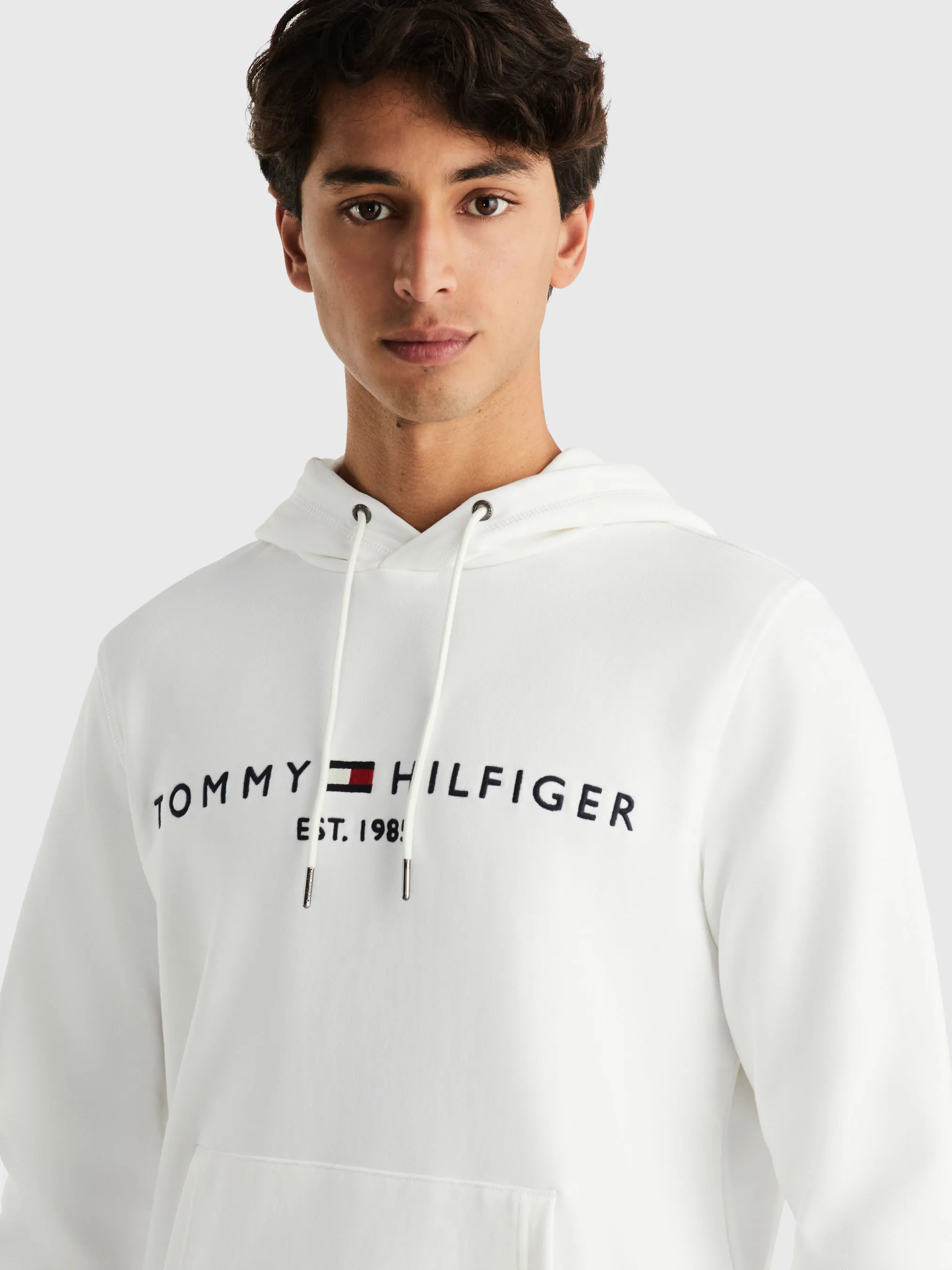 Tommy Logo Hoodie | Sweatshirts & Hoodies | Tommy Hilfiger