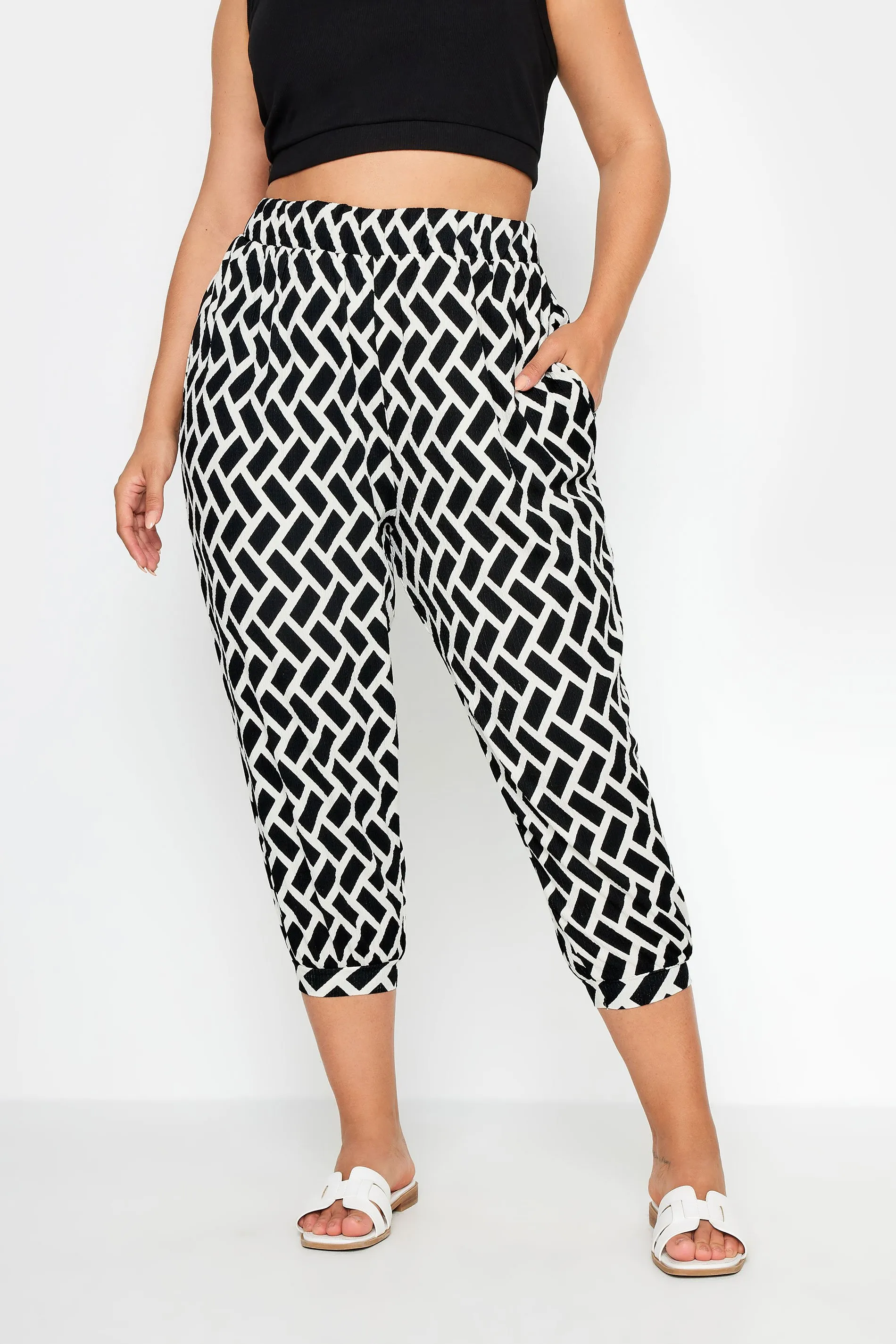 YOURS Curve Black Geometric Print Textured Cropped Harem Trousers